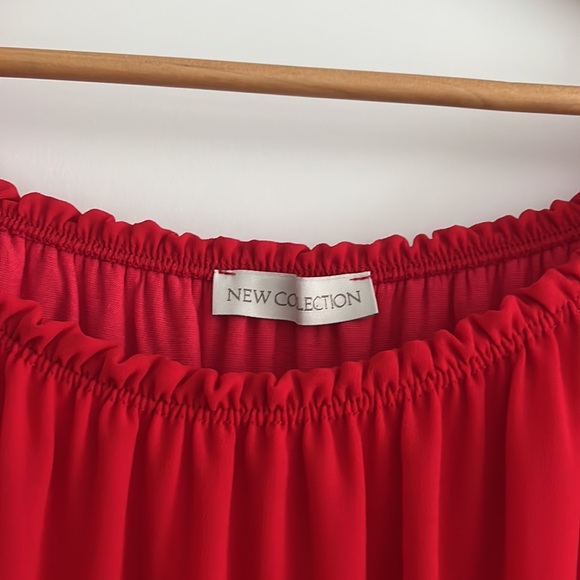 Red blouse - Picture 3 of 4